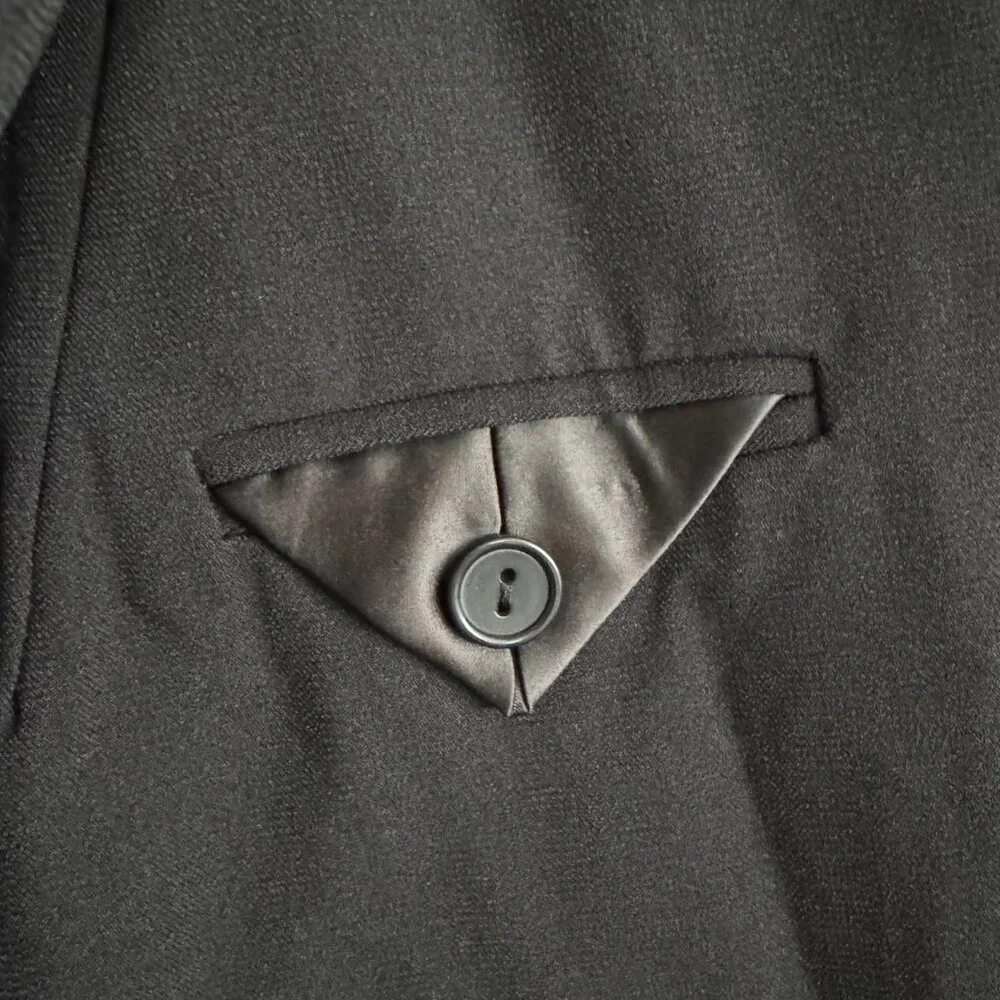 Bardot - Sloane Oversize Double Breasted Blazer in Black - Picture 5 of 8